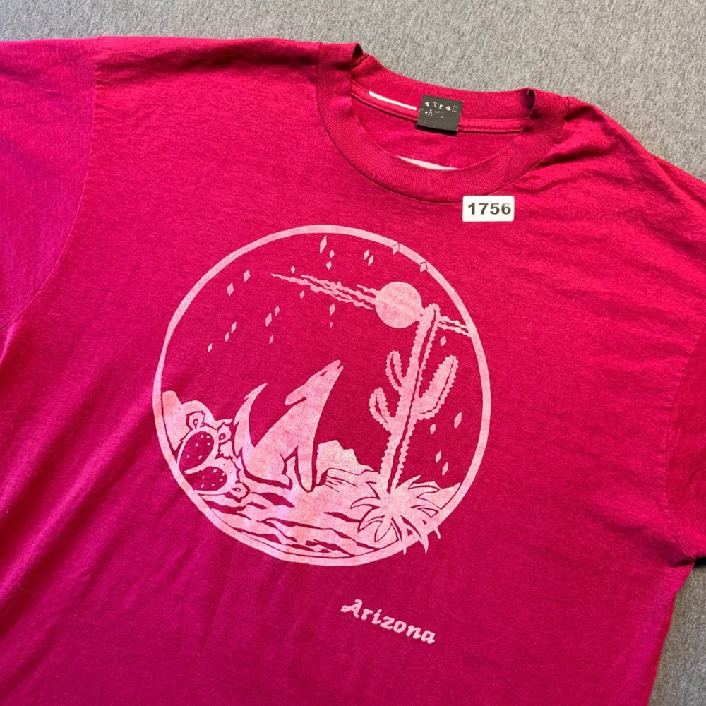 Vintage Arizona Coyote Desert T-Shirt Fruit of the Loom BEST Magenta Pink XL USA